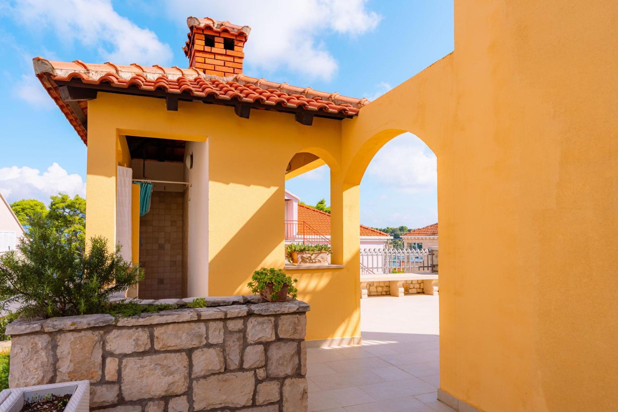 House 4 You لومباردا المظهر الخارجي الصورة