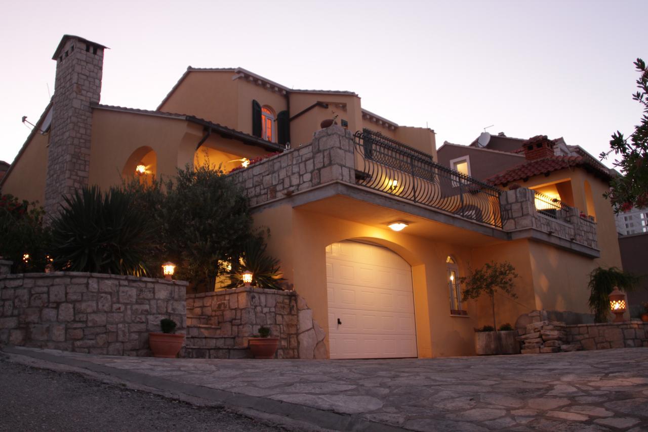 House 4 You لومباردا المظهر الخارجي الصورة