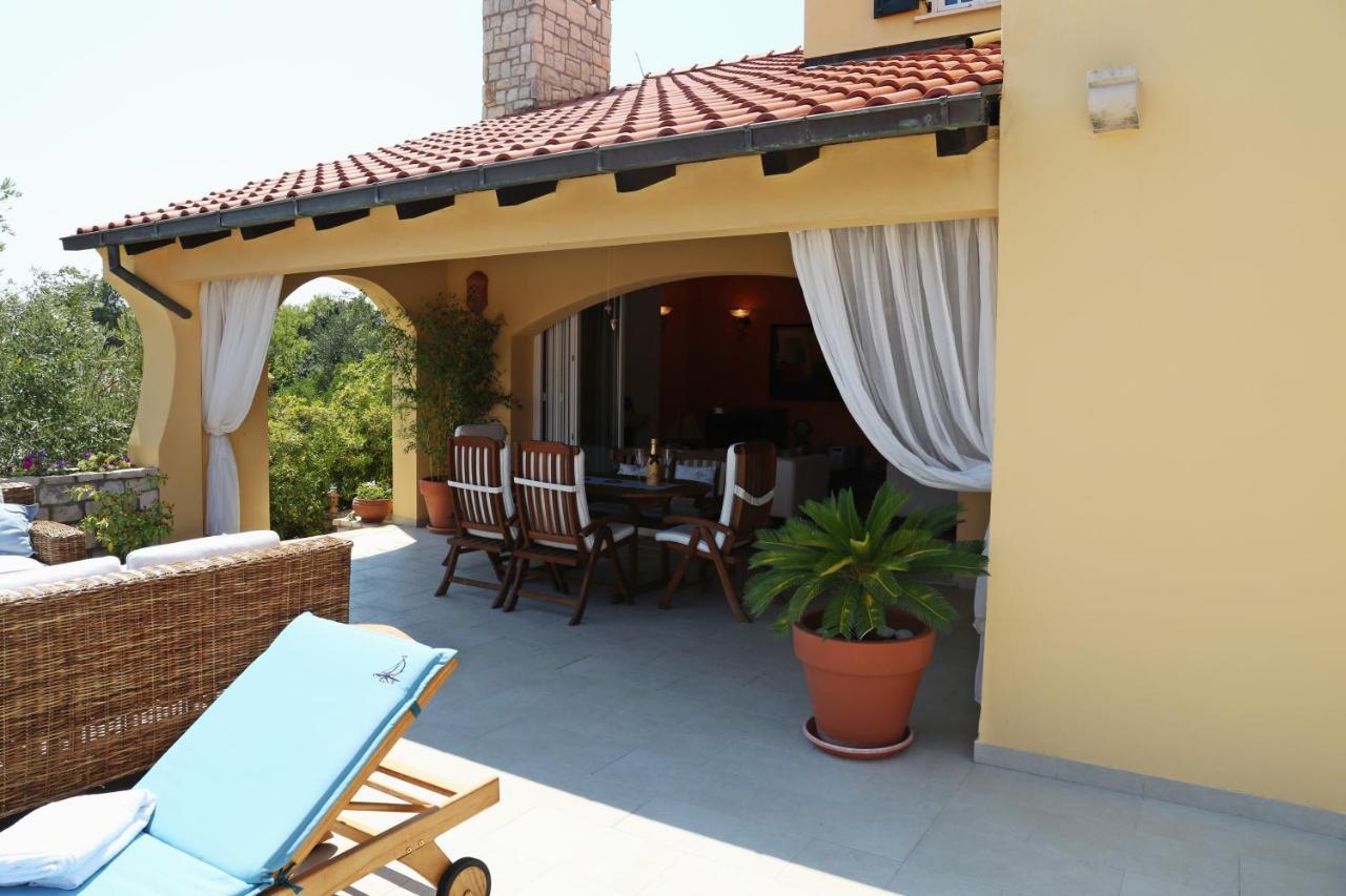 House 4 You لومباردا المظهر الخارجي الصورة